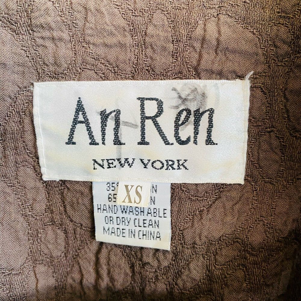 An Ren New York Ruffle Button Jacket - Picture 5 of 6